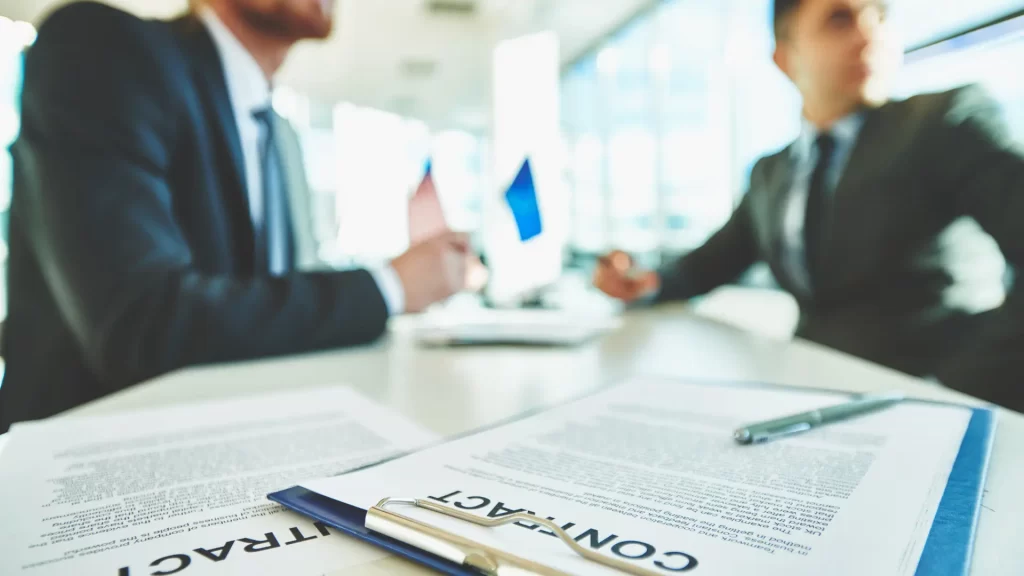 commercial lawyers in dubai